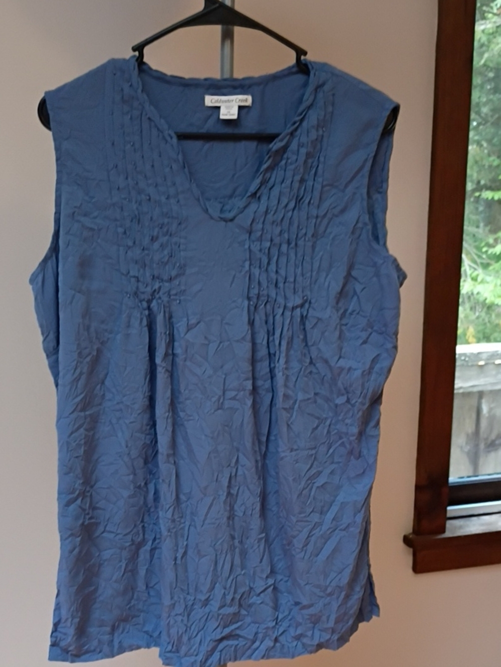 Coldwater Creek Blue Sleeveless Pintuck V-Neck Camisole